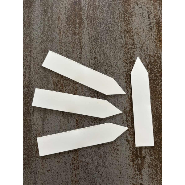 Etiquettes de semis blanches